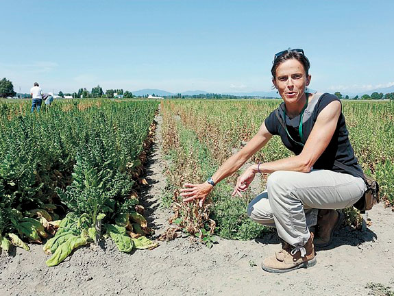 LIndsay du Toit with spinach