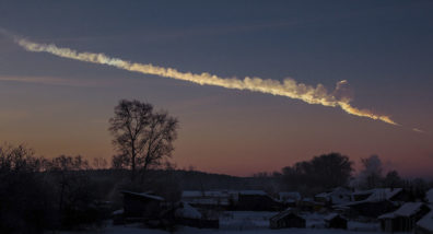 Chelyabinsk meteor trace. Photo Alex Alishevskikh/Wikimedia Commons