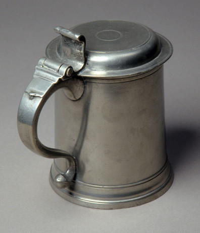 Pewter tankard made by Henry Will, New York c. 1761–93. Courtesy Winterthur Museum, Garden & Library.