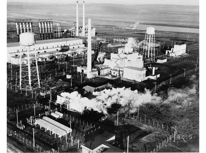 Aerial view of the 100-B Area in January 1945