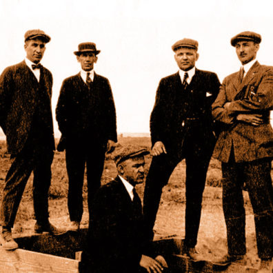 Staff at the WSU Prosser research station in 1919