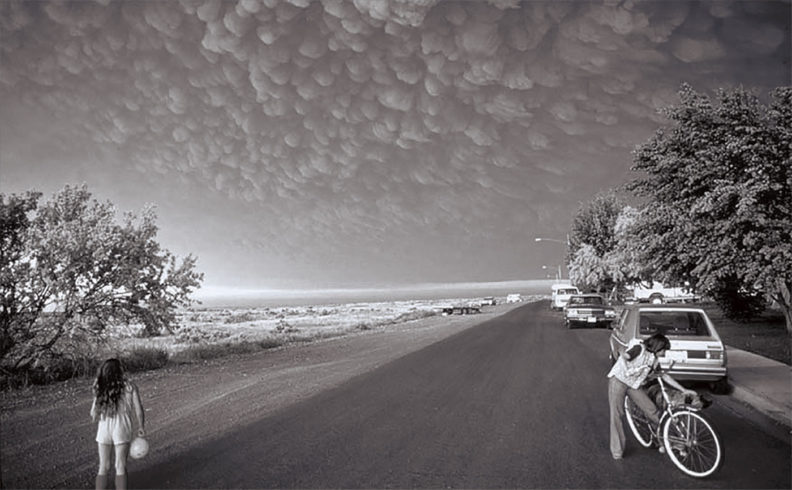 Kids near Ephrata, Washington, watch volcanic cloud with mammatus lobes in 1980