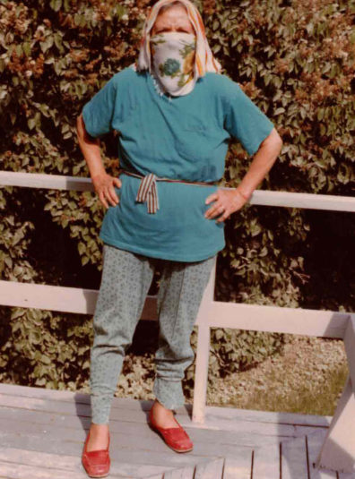 Rebecca Phillips with mask