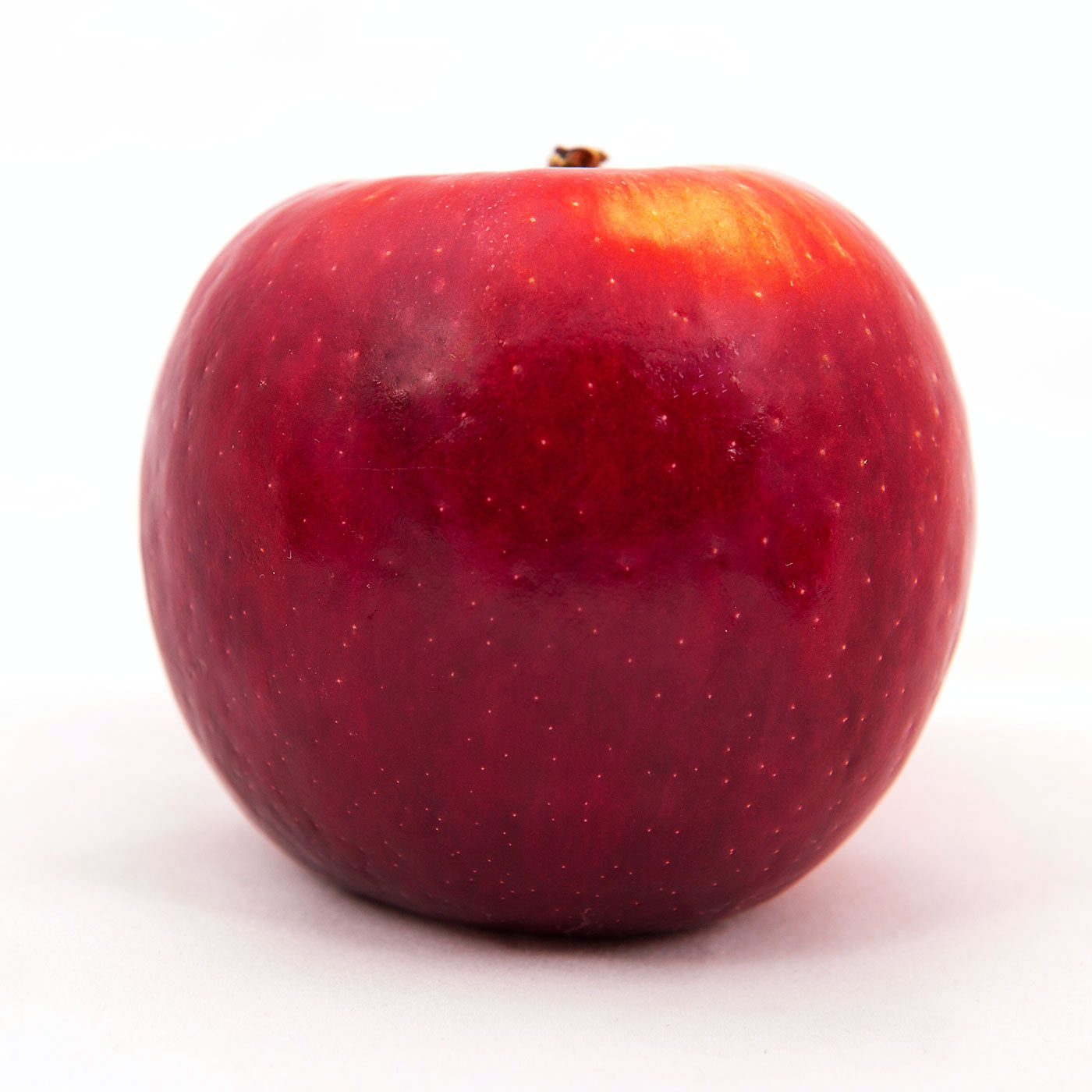 Studio photography of the Cosmic Crisp® apple