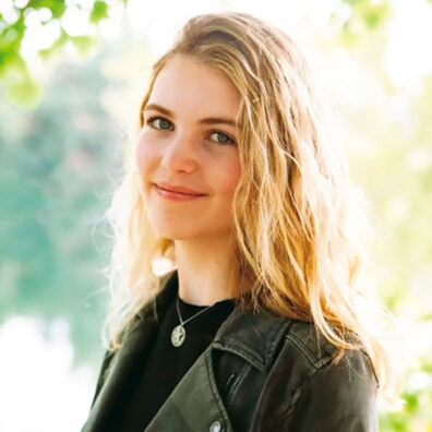 Isabelle Busch head shot