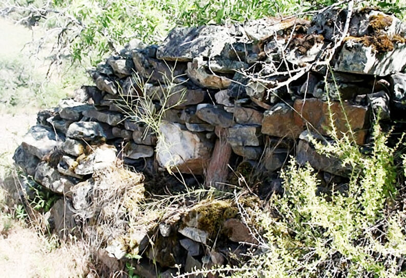 Stone monument in Idaho honoring Chinese miners massacred