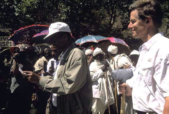 Nakachu Wodenha, mayor of the city of Motta speaking at inauguration