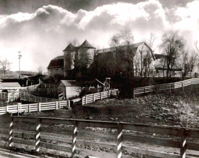 vintage photo of the Beef Cattle Barn