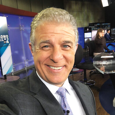 Eric Johnson head shot at KOMO 4 News studio