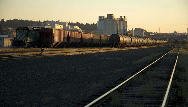 Railyard, vicinity of Madelia Street between E. Sprague and Trent avenues, looking west