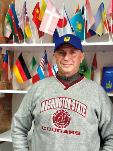 Profile of man, Taras Ogiychuk, with a WSU sweatshirt