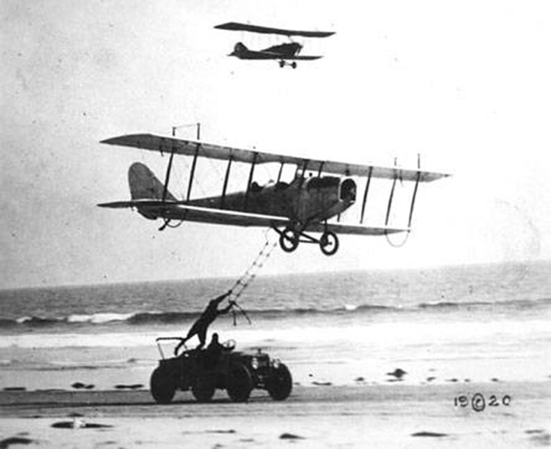 Pangborn automobile-to-airplane transfer on Coronado Beach
