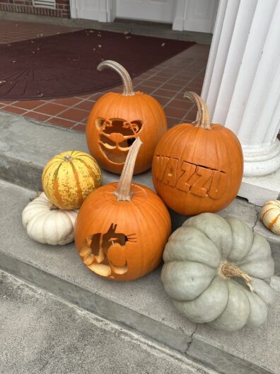 pumpkin display in front of the WSU President’s house