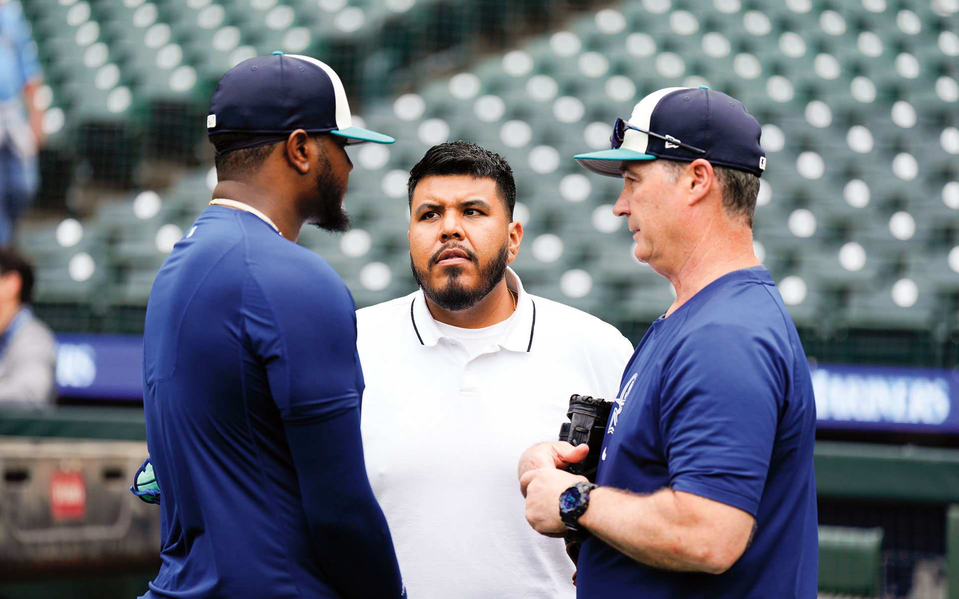 Una Voz para los Seattle Mariners | Washington State Magazine | Washington  State University
