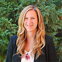 Headshot of Nicole O'Donnell outside