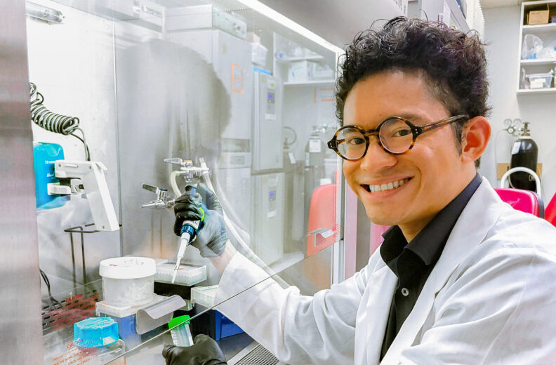 Darin Chhing, MD class of 2026, in the lab