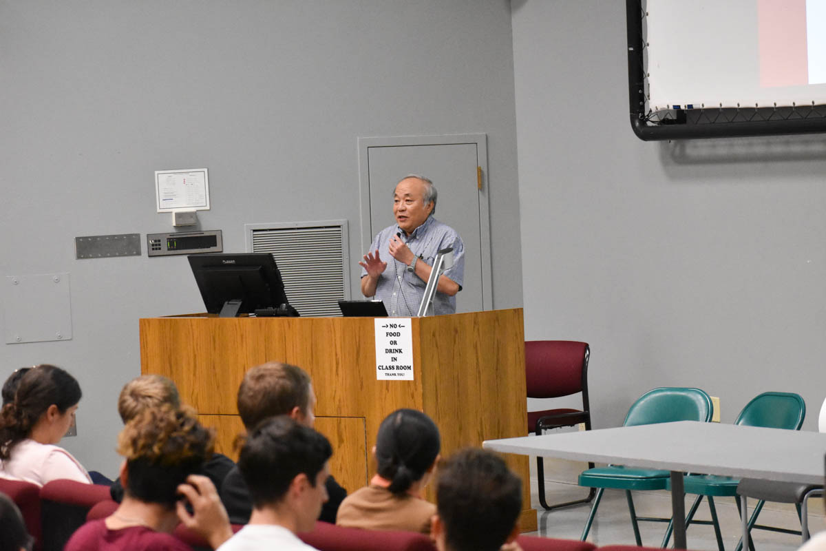Jow-Lian Ding speaks to attendees of the Fall 2019 Mentoring Event
