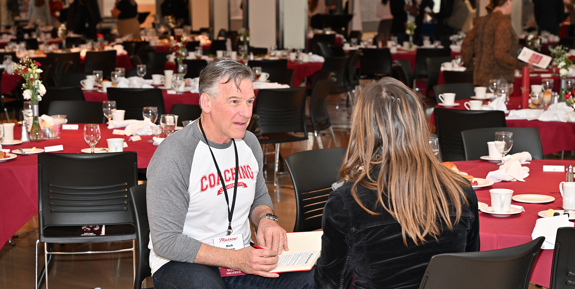 Career coach meeting with a student at the 2024 Murrow Symposium