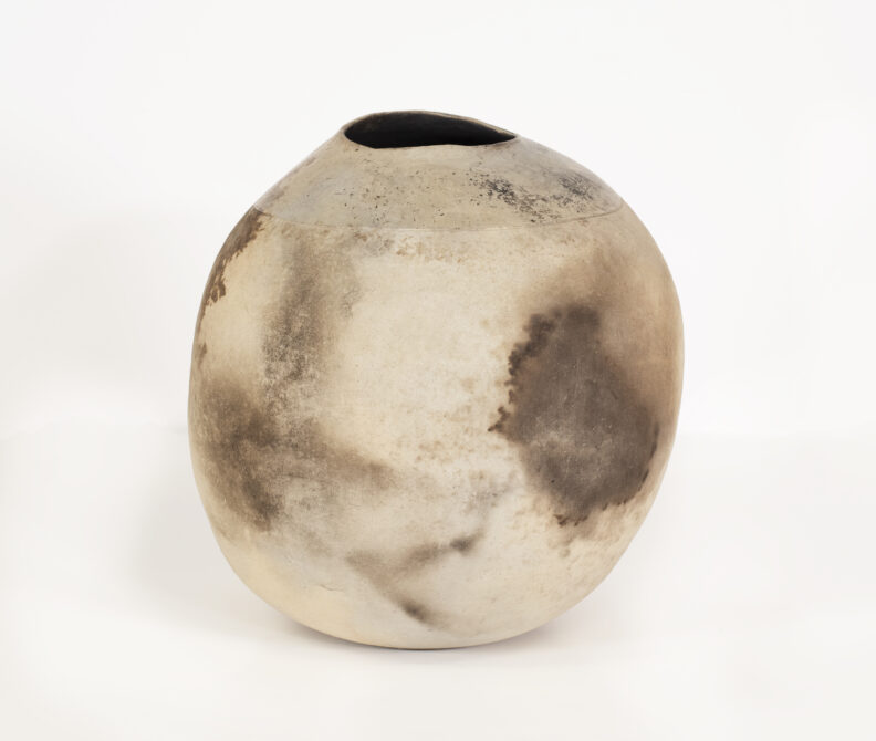 Hand thrown pot by artist Betty Feves