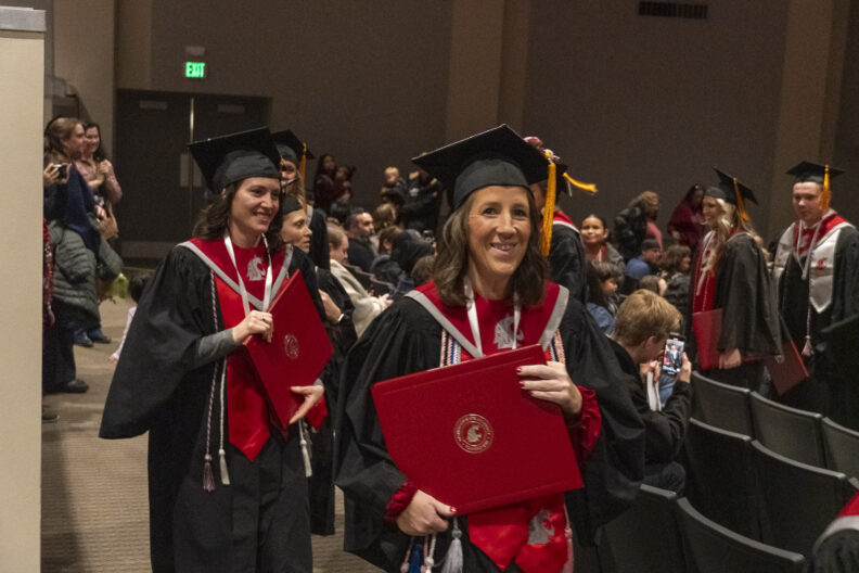 WSU BSN graduate with diploma holders, Fall class of 2025.