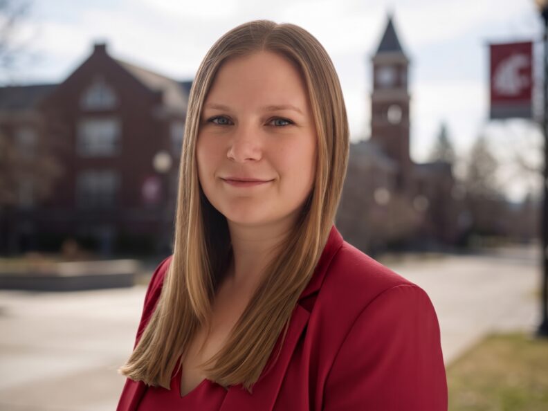 Shannon Helbling Headshot