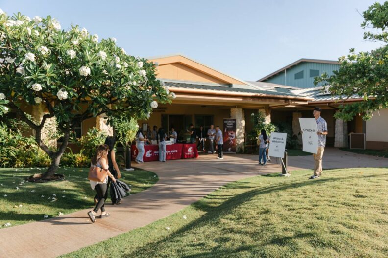 Hawai'i New Coug Orientation