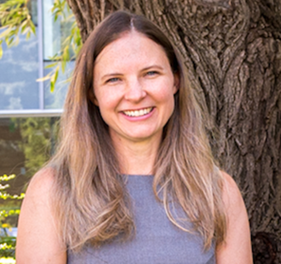 Headshot of Amanda Lamp.