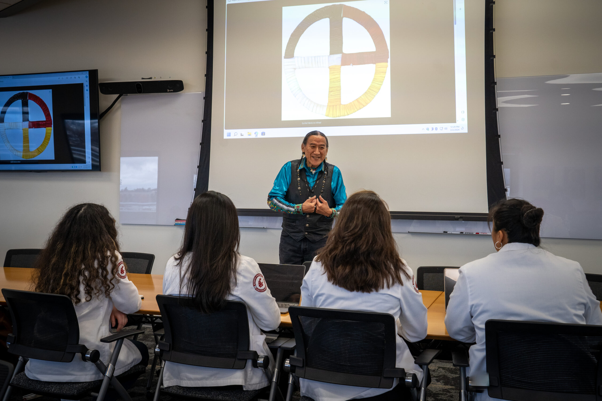 Speaker presenting to NAHS students