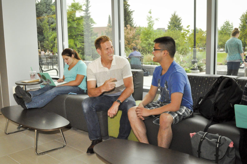 Alumni mentoring student