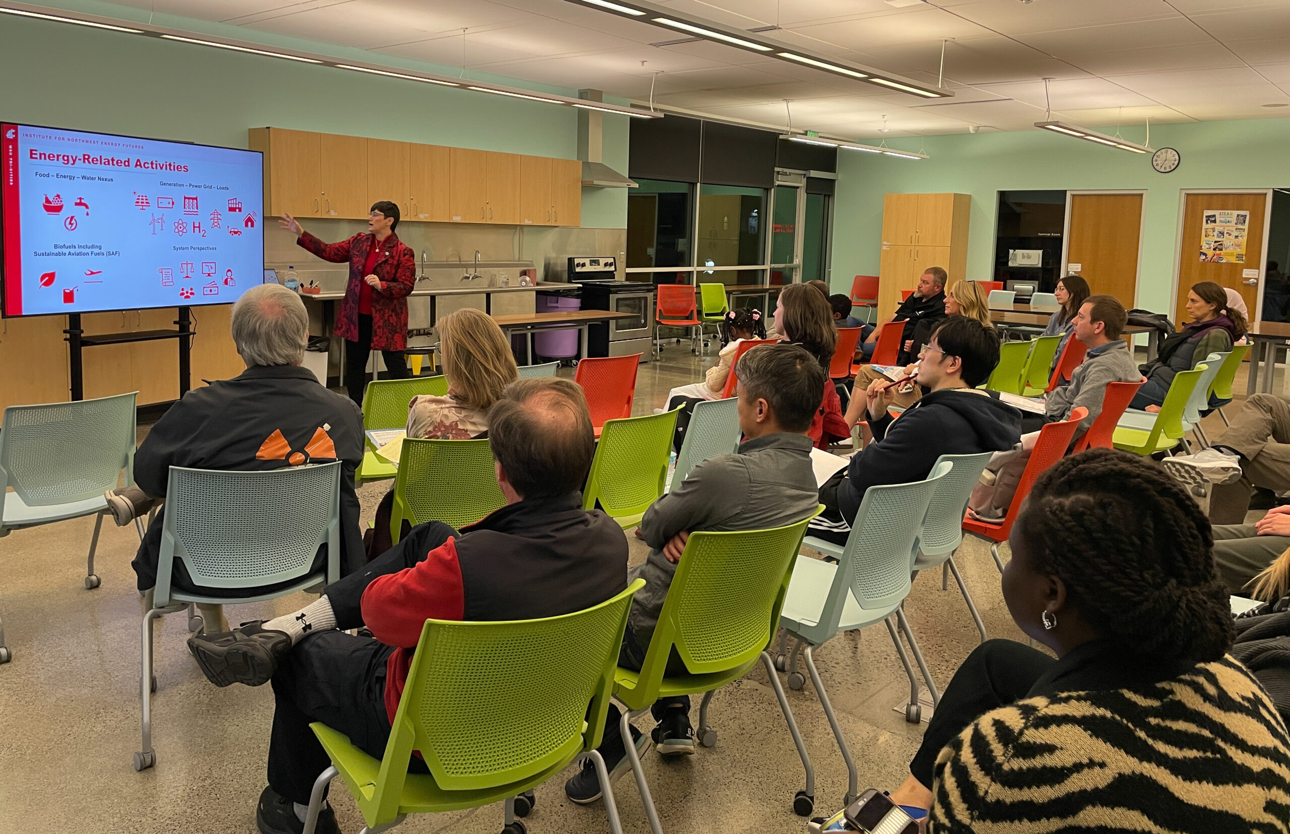  Noel Schulz, INEF Inaugural Director and Bob Ferguson Endowed Professor presents at the RPL.