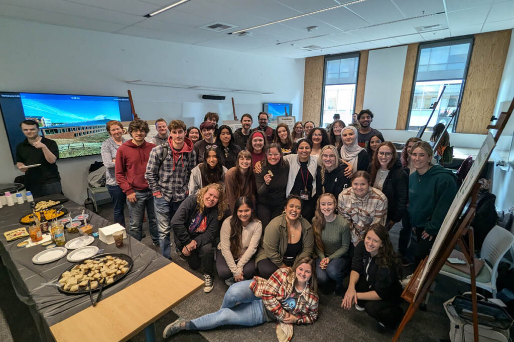 WSU Vancouver and Hudson’s Bay High School partnered on the “Microbe Lunch Project,” teaching students about gut health through science, art, and fermented foods. High schoolers made yogurt, learned microbiology, and explored college labs, fostering engagement and interdisciplinary learning.