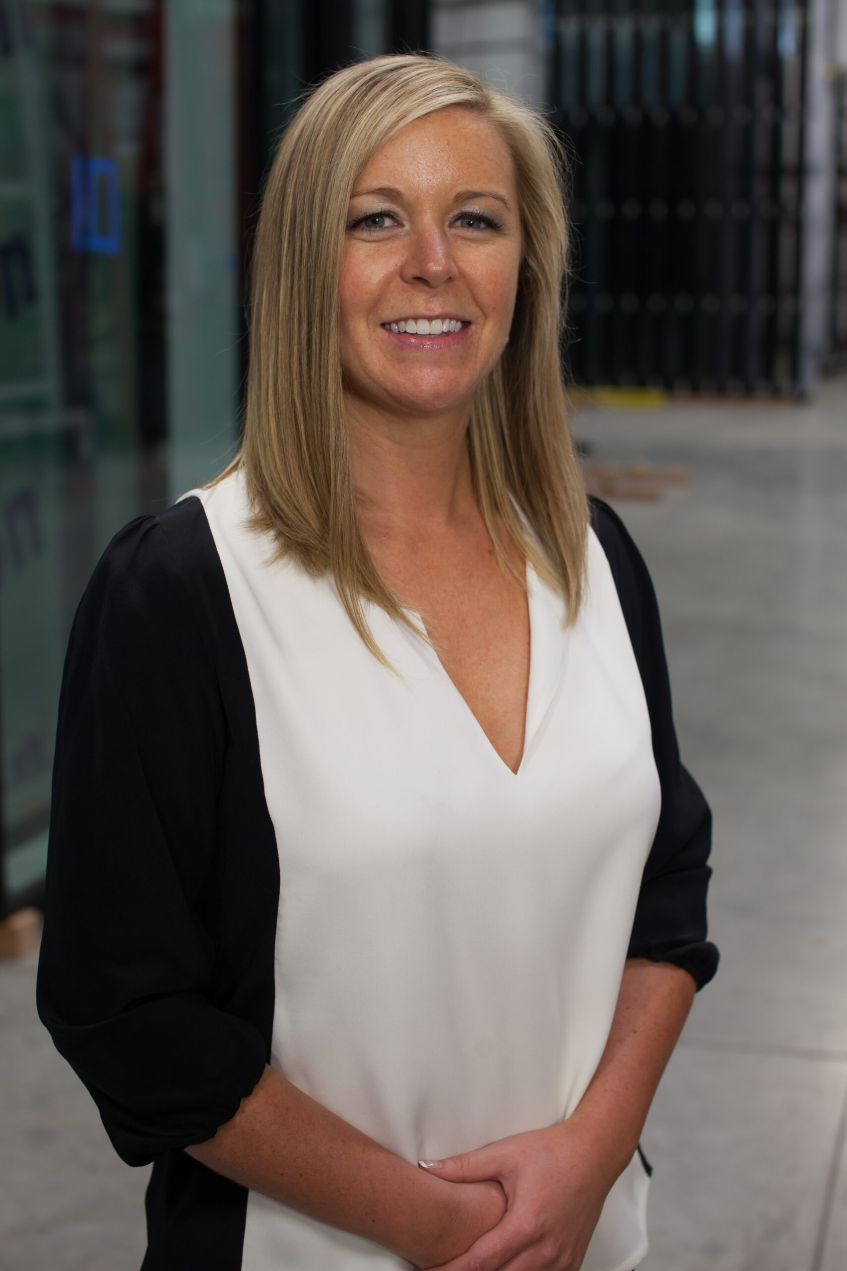 Headshot of Jenae Goldfinch.