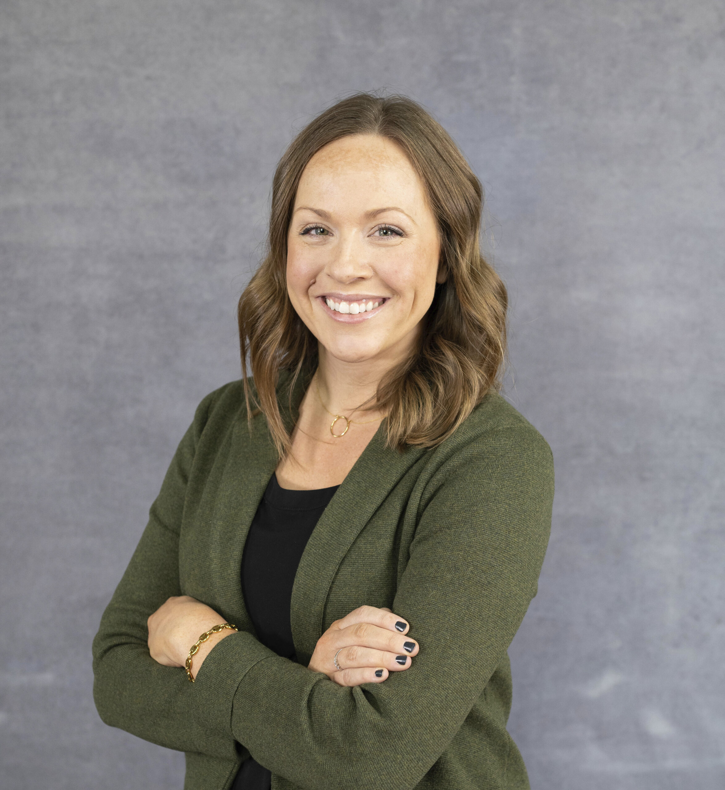 Headshot of Kandis Larsen.