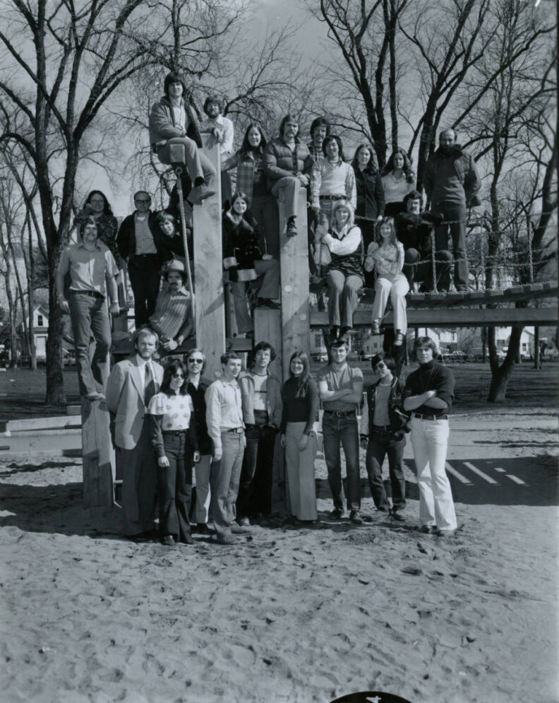 1975 Landscape Architecture club with advisor and Professor Ken Struckmeyer. 
