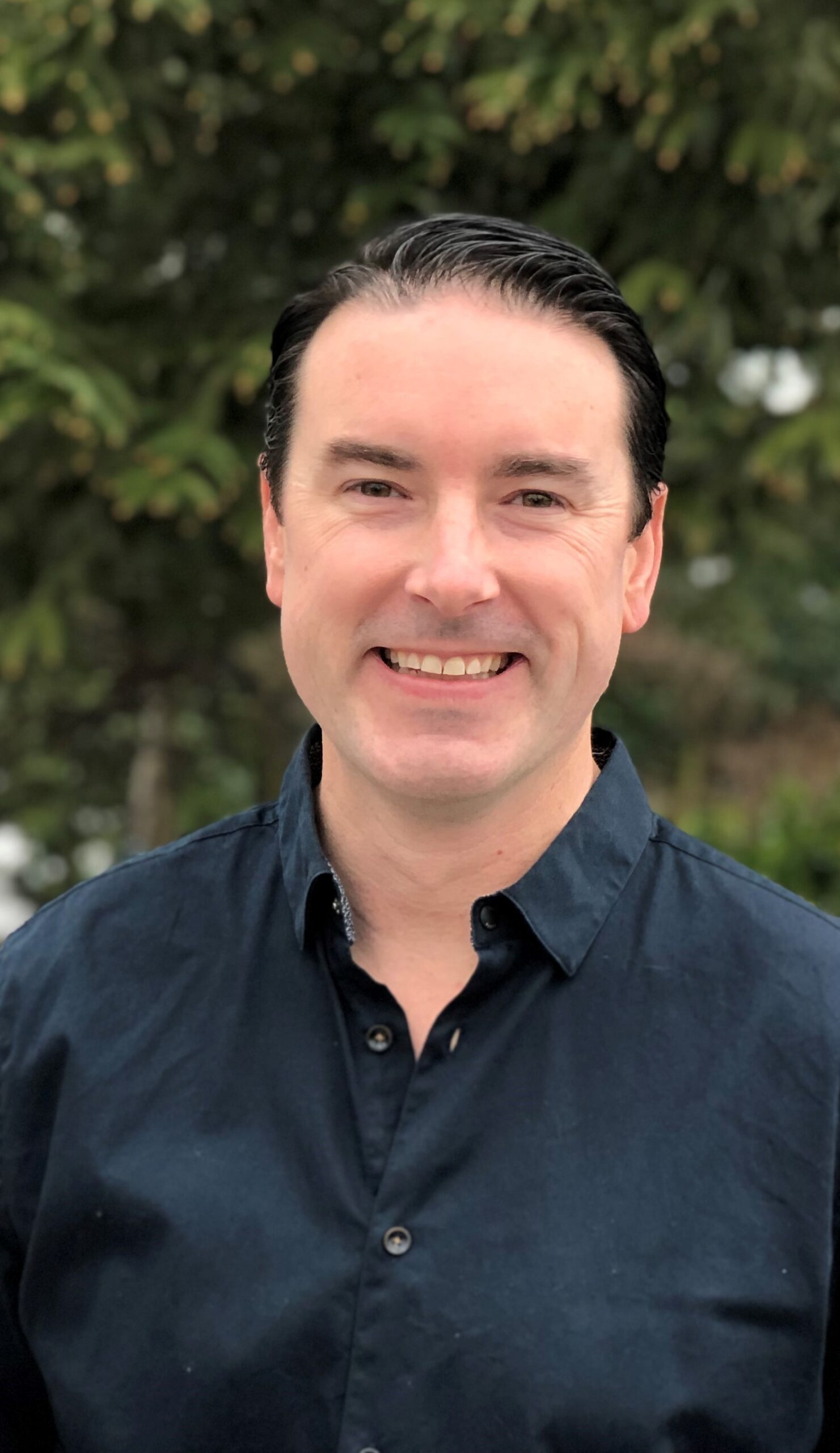 Headshot of Chris Jones.