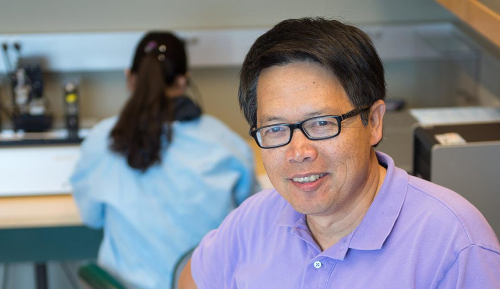 Yuehe Lin poses in the lab.