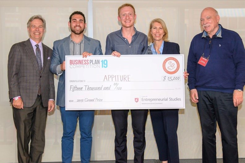 Team Appiture posing with an over-sized check for $15,000.