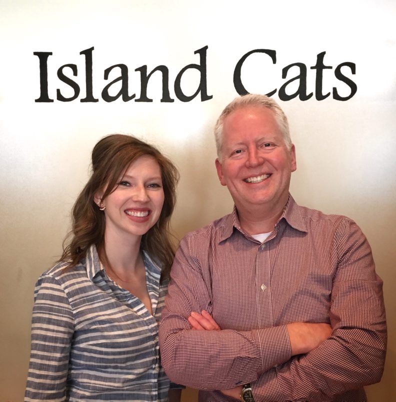 Veterinary student Kristen Ronngren with WSU alumnus Gary Marshall at Island Cats Veterinary Hospital