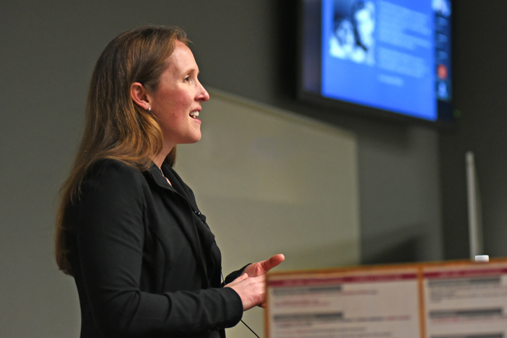 Dr. Megan Mueller teaching in March 2022, at the College of Veterinary Medicine.