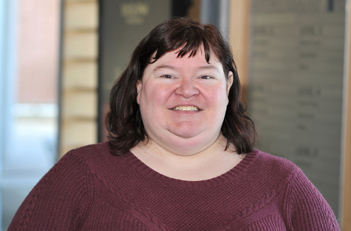 Samantha Gizerian standing outside the College of Veterinary Medicine.