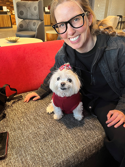 Mille and an adoring fan.