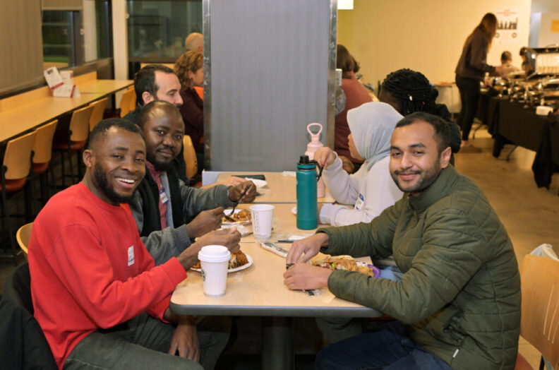 Graduate students enjoy the College of Veterinary Medicine's Community Dinner.