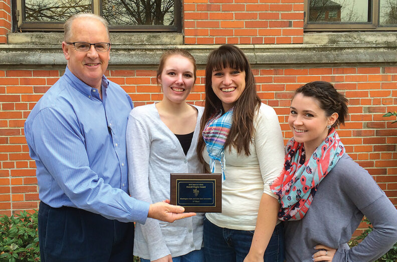 Rick DeBowes with veterinary students Melissa Boyer, Melanie Bowden, Mary Linker.