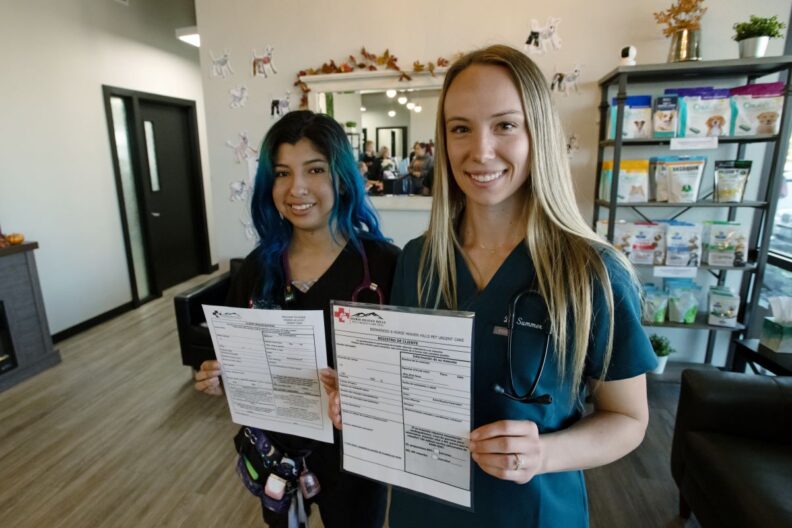 WSU alumna Summer Ott (right) is pictured at Horse Heaven Hills Pet Urgent Care and Veterinary Center in Kennewick, Washington.