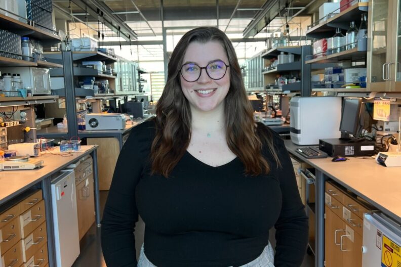 Caitlin Ritchey in the lab.