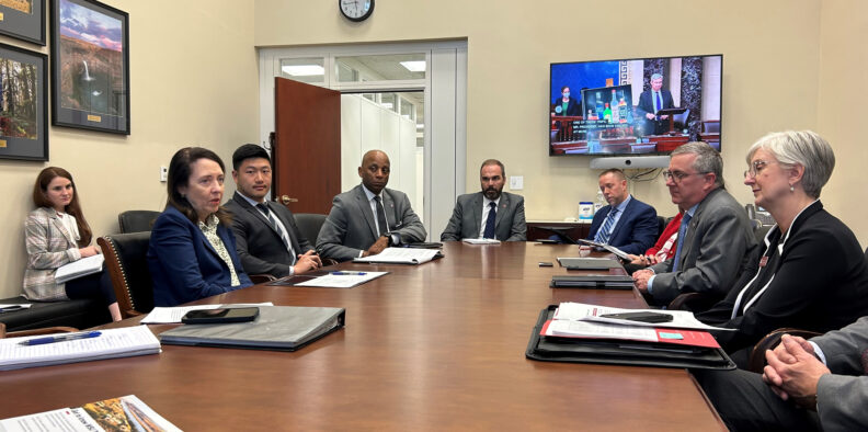 WSU leaders meeting with U.S. Senator Maria Cantwell