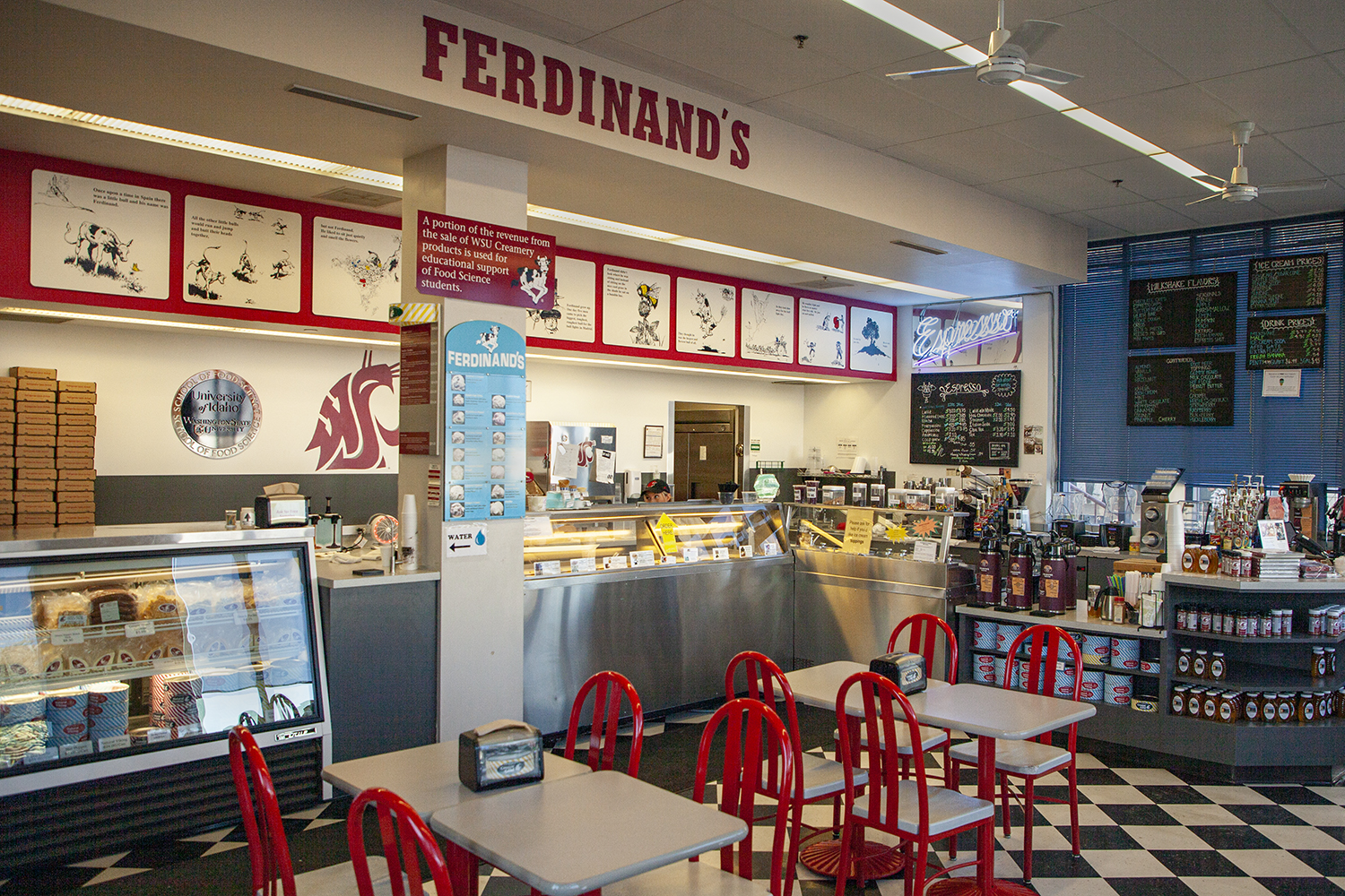 Photo inside Ferdinand's