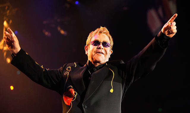 Elton_John_Concert