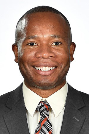 A portrait of Ike Ukaegbu.