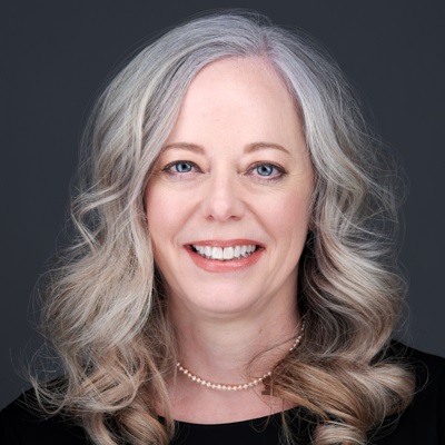 A portrait of Leslie Brunelli.